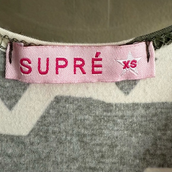 Patterned Dress - Picture 3 of 4